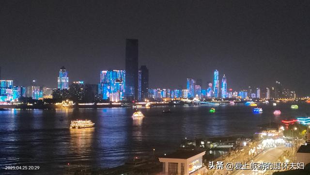 出游第8站-武汉：马不停蹄也转不完，看我俩都去了哪？在哪最悠闲