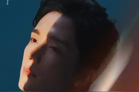 好戏 | 进了体制的当红明星终于开始上班了图片