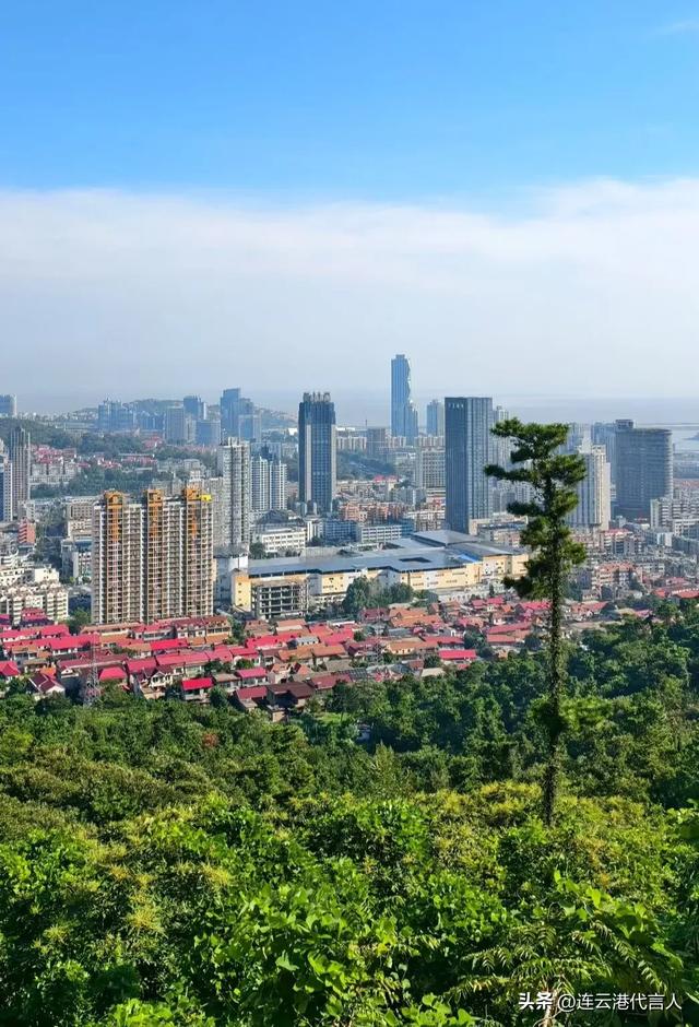 连云港应加速开发瀛洲镜空新景区,徒步瀛洲道赏碧海青山揽城中