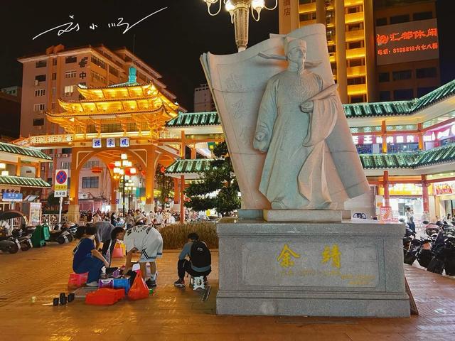 广东韶关这栋“长腿古楼”火了！作为重要地标，已成网红打卡点？