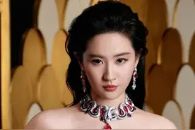 刘亦菲外籍身份曝光，金鹰奖取消其入围资格，两部作品均被除名图片