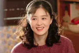 小巷人家：宋莹至死不知，小可怜吴珊珊黑化抢房，竟全是因为她图片