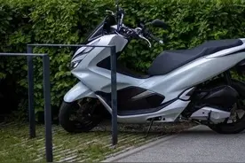 3000元预算买电摩，这5款高颜值神车让你秒变街头焦点！图片