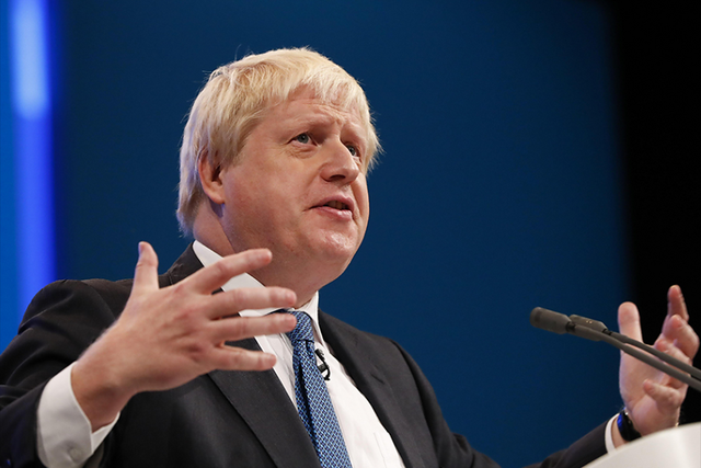 英国越混越差？美国埋坑、工业空心化，“衰落管理”才是最好归宿