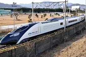 韩国网友提问：韩国高铁几小时就能跨国，为啥都说中国是世界第一图片