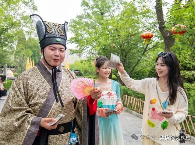 洪洞大槐树景区孝德文化节NPC互动解锁暑期游玩新体验