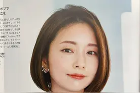 女人过了45岁，尽量别剪黑长直、烫羊毛卷！这3种发型更洋气减龄图片