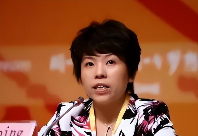 涉贪腐被带走、败光20亿、移民改国籍，邓亚萍身上的谣言太离谱