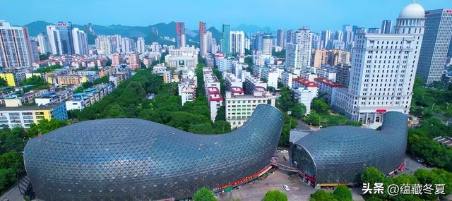 中国五大奇葩建筑：巨型“佛跳墙”一天就被拆除，柳州大夜壶上榜