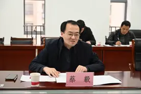 “75后”张庆伟、蔡毅，履新市委常委图片