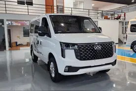 大通新途V80高功率版露营车，6座3卧，经济实用，售价12.98万图片