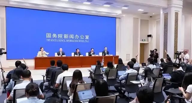 央视怒批，国务院点名封杀！这几位坑蒙老百姓的大网红，彻底凉凉