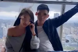 重庆杀子案，生父张波执行死刑前，被法警拖着走，害怕到打颤图片