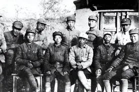 18岁当师长,20岁升军长,21岁升军团长,他是谁?图片