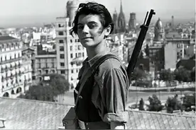 西班牙的奇葩转型路：首相被炸得飞过5层楼，全国50个省全部自治图片