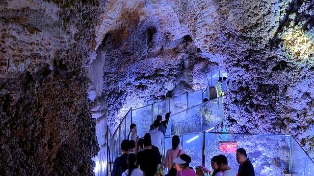 郑州村民无意一铲，挖出世界级奇观！数十年来闻名全国，至今仍爆