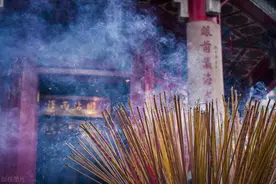 初一十五在家上香多少根？有什么讲究？图片