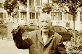 战斗英雄马怀富：锦州战役中“第一个带头冲锋入市”图片