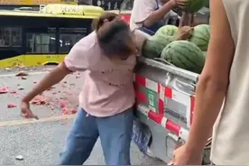 后续！重庆残疾夫妻砸西瓜摊，通报来了！系惯犯，欺行霸市惹众怒图片