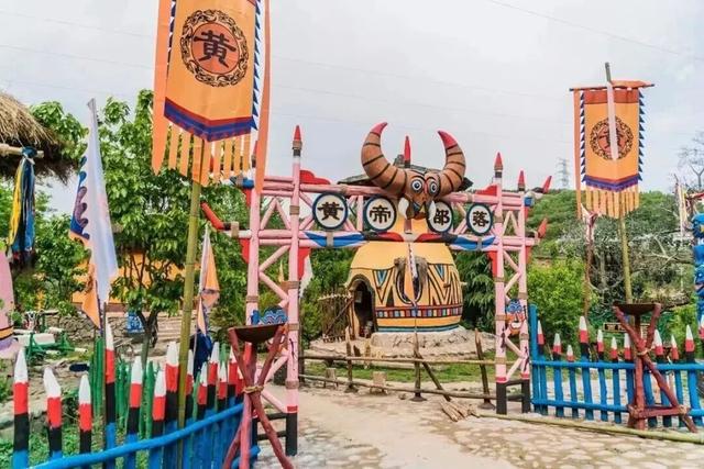 秋华未减，冬景将至，来炎帝影视基地赴一场秋冬的约会吧！