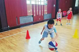 火热八月奥运同行 全民健身 有你有我图片