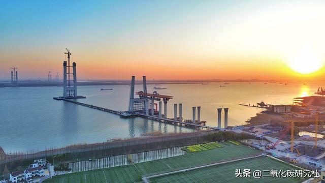张靖皋长江大桥建设提速