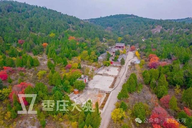 实拍枣庄红叶掩映井字峪玉皇庙