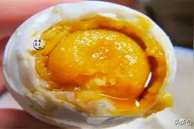 鸡蛋想要腌的流油还不咸，其实方法很简单，今天就把方法教给你图片