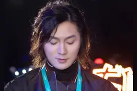 从XYG输掉比赛，看到王者荣耀射手重要性，契合版本很重要图片