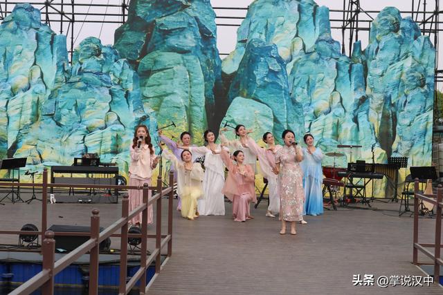 花海踏歌醉春风 汉中“花海民歌会”燃动春日文旅