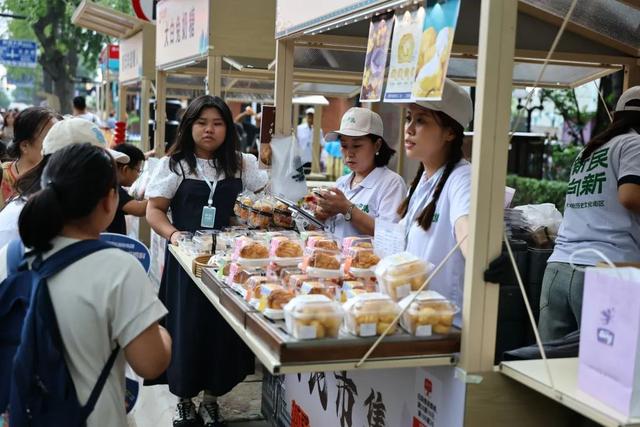 长春新民大街持续火爆！步步吸睛！盛况直击→