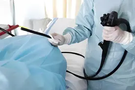 从内镜室出来，用事实说话，普通肠镜VS无痛肠镜图片