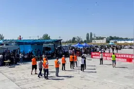 【文化中国行】高新区（新市区）：翻翻鸽精英赛 精彩一触即发图片