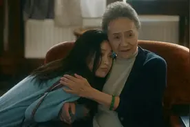 裹小脚的太姥姥，用97年撑起四代人的家 | 人间图片