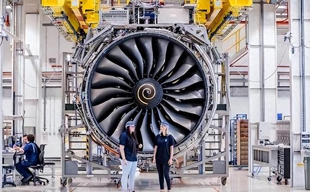 绝不向中国低头！宁愿裁员9000破产，也不接受中国的帮助