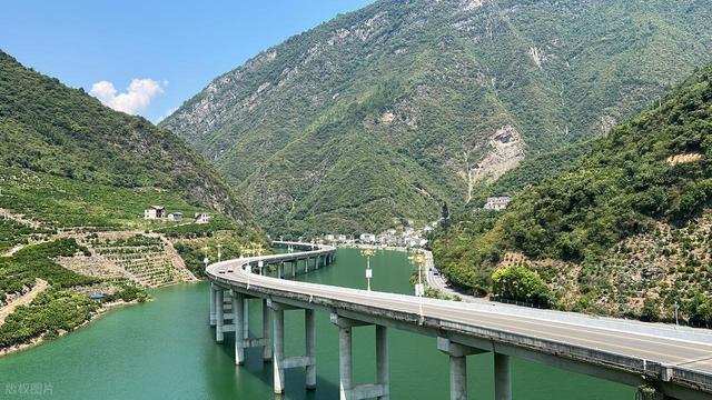 2-3天时间也能玩，这7个目的地，假期简短假期也不怕