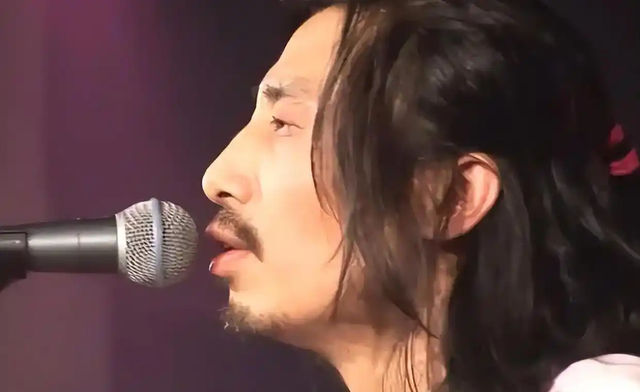 大衣哥跳楼身亡、赵本山灵堂、宋佳知三当三，造谣的越来越离谱了