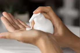 18款身体乳口碑报告| 欧舒丹、凡士林、露比黎登榜上有名，一款老牌国货效果很好却排名垫底？图片