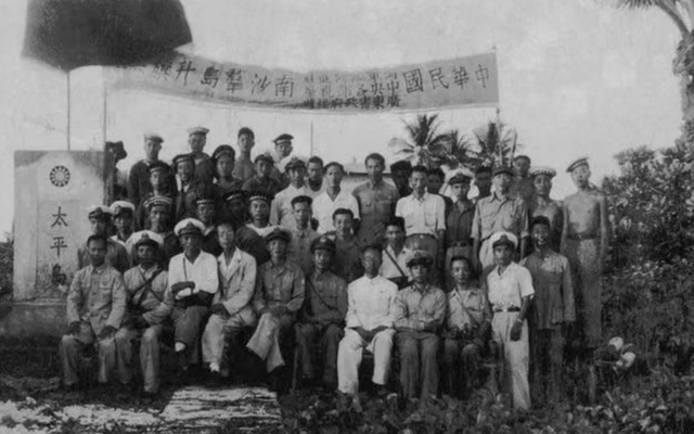 起义将领嫌解放军文化低不肯配合，毛主席问：你们是国民党员吧？