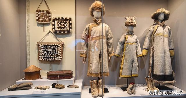世界反法西斯战争胜利80年之际，参观海拉尔纪念园，哈萨尔桥夜景