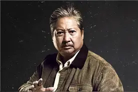 洪金宝一生就收了两个门徒，一个已经是一线巨星，另一个躺着赚钱图片