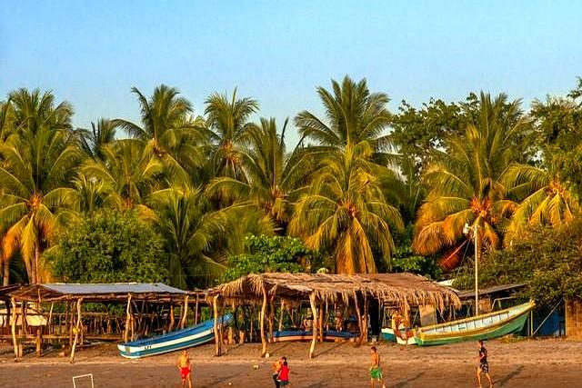 社会精英把子女和存款放在美国，是中国一个巨大的风险！