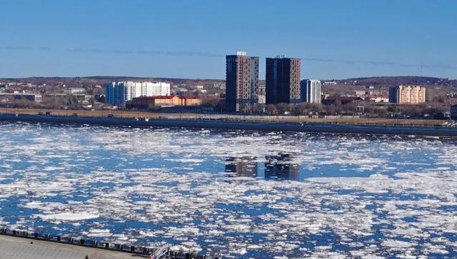 黑河人熟悉的一幕回来了！这一刻的黑龙江壮观到让人挪不开眼