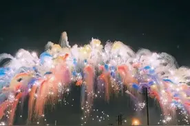 人山人海都是人！浏阳烟火大会火了，打脸武汉，门票2580图片