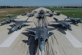 美军感叹中国拥有全球最大空军，一切都受到挑战，影响非常深远图片