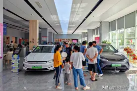 青岛汽车以旧换新补贴翻倍真金白银直达广大消费者图片