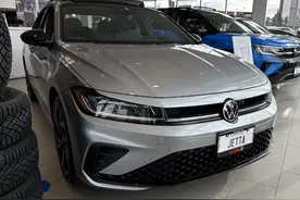 新款Jetta外观和配置大变，GLI版动力强劲是否配得上它的售价？图片