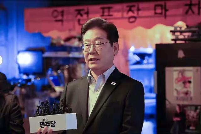 李在明不来北京阅兵，金正恩胞妹对韩传句话，朝鲜将支持中国