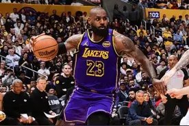 从4700万顶薪，到330万底薪！NBA退步最快球员，你确实该退役了图片