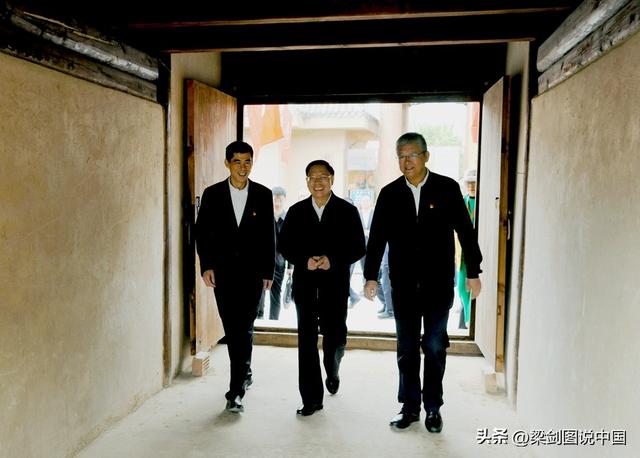 甘肃省陇南市宕昌县，哈达铺镇红军长征经过90周年纪念盛世。